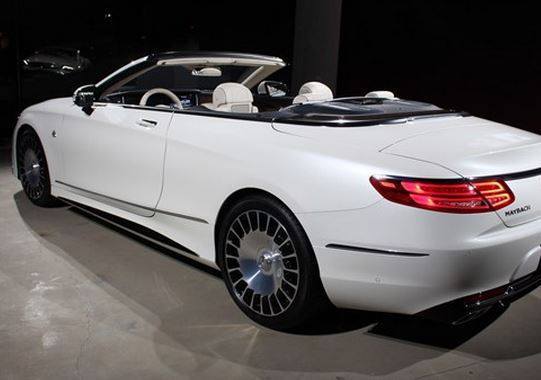 {21點}(豪车排名前30名标志价格图片) {21點}(豪车排名前30名标志价格图片)