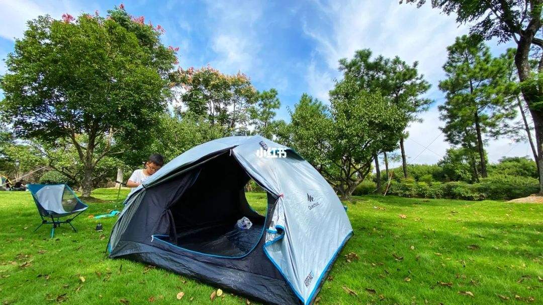 {Online Casino}(形容秋天露营的心情句子)