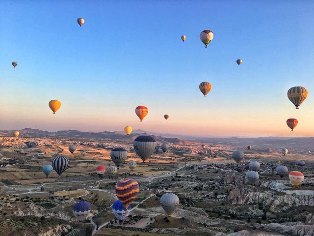 {線上賭場}(土耳其的热气球图片和介绍英文) {線上賭場}(土耳其的热气球图片和介绍英文)